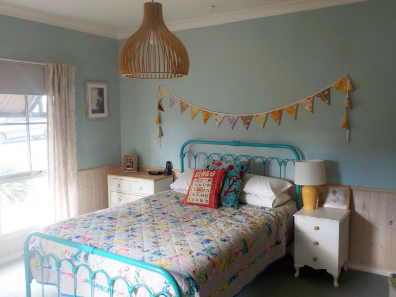 51 Donelan Drive, Hernes Oak VIC 3825