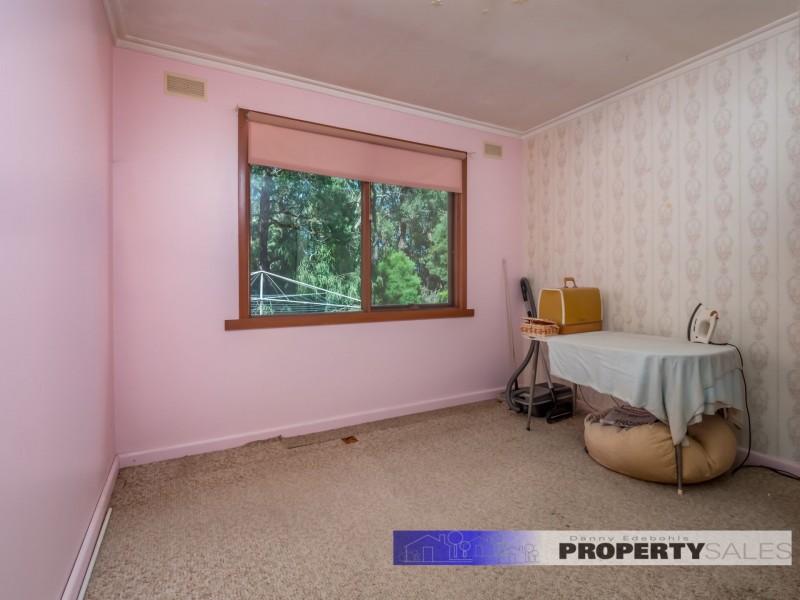 290 McDonalds Track, Hernes Oak VIC 3825