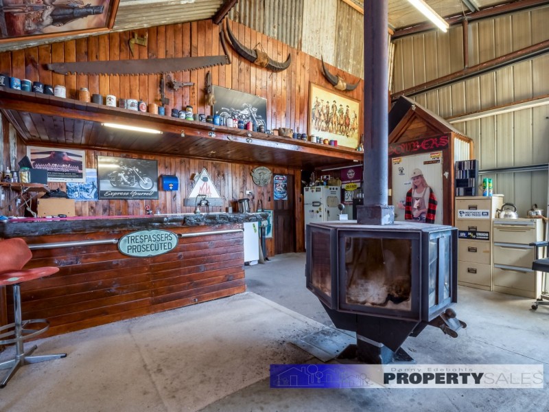 290 McDonalds Track, Hernes Oak VIC 3825