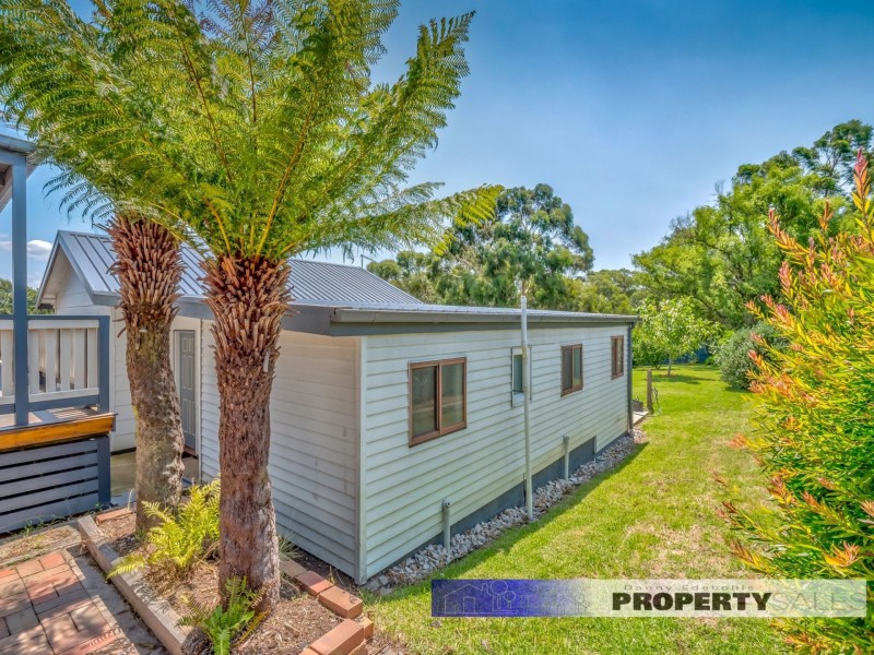 19 Chamberlain Road, Newborough VIC 3825