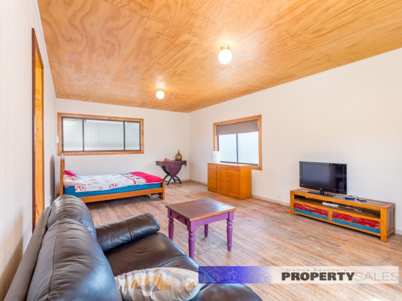 19 Chamberlain Road, Newborough VIC 3825