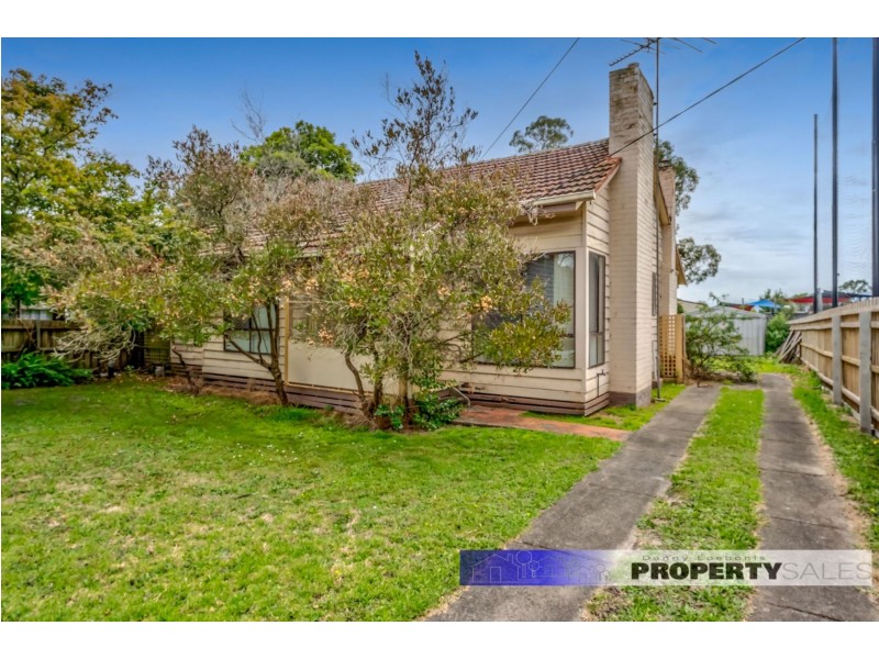 36 Hawker Street, Moe VIC 3825