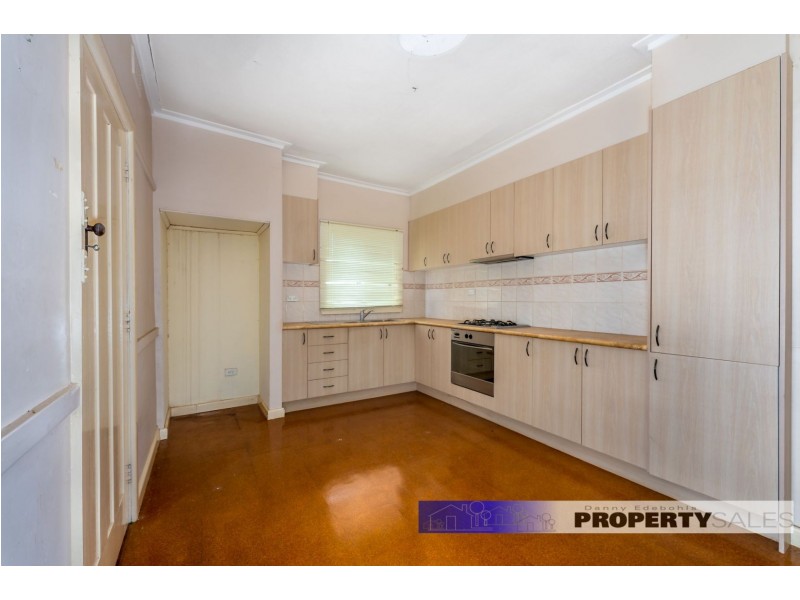 36 Hawker Street, Moe VIC 3825