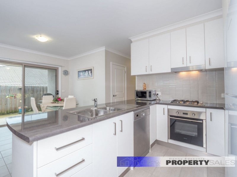 2b Boolarra Avenue, Newborough VIC 3825