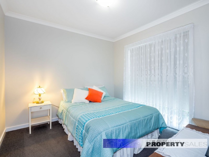 2b Boolarra Avenue, Newborough VIC 3825