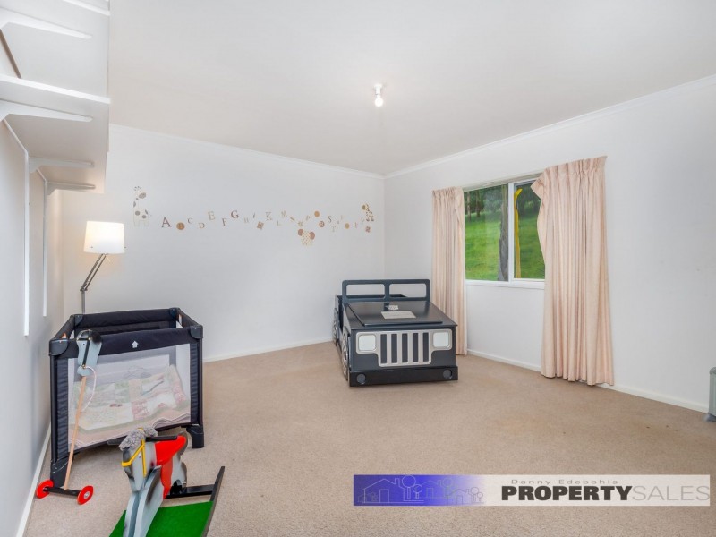227 Coalville Road, Moe South VIC 3825