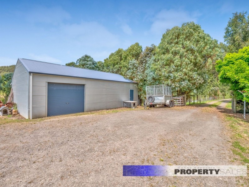 227 Coalville Road, Moe South VIC 3825