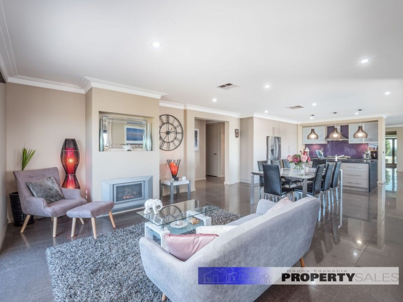 9 Ashlyn Parade, Moe VIC 3825