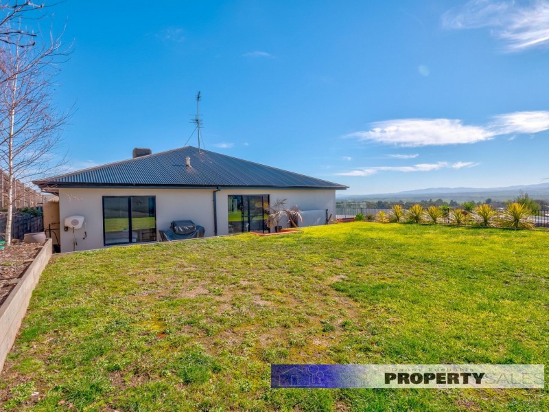 9 Ashlyn Parade, Moe VIC 3825