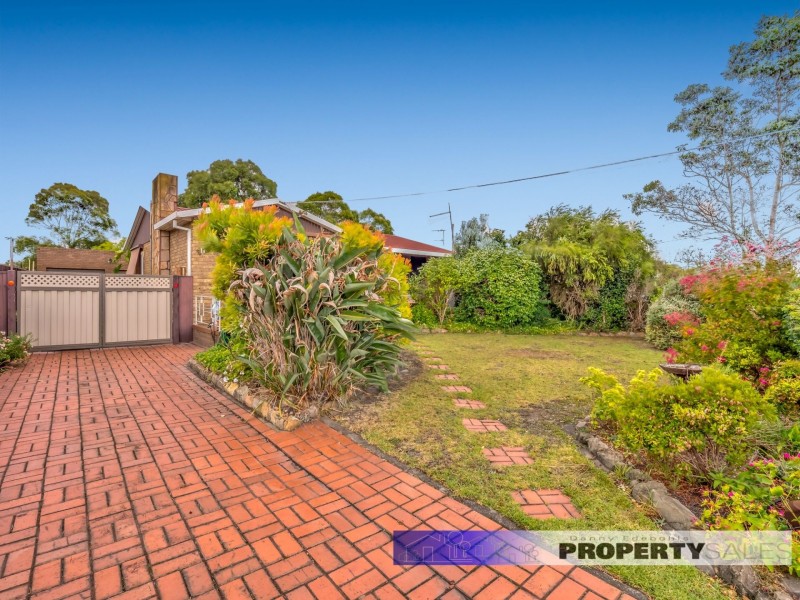 17 Newark Avenue, Newborough VIC 3825