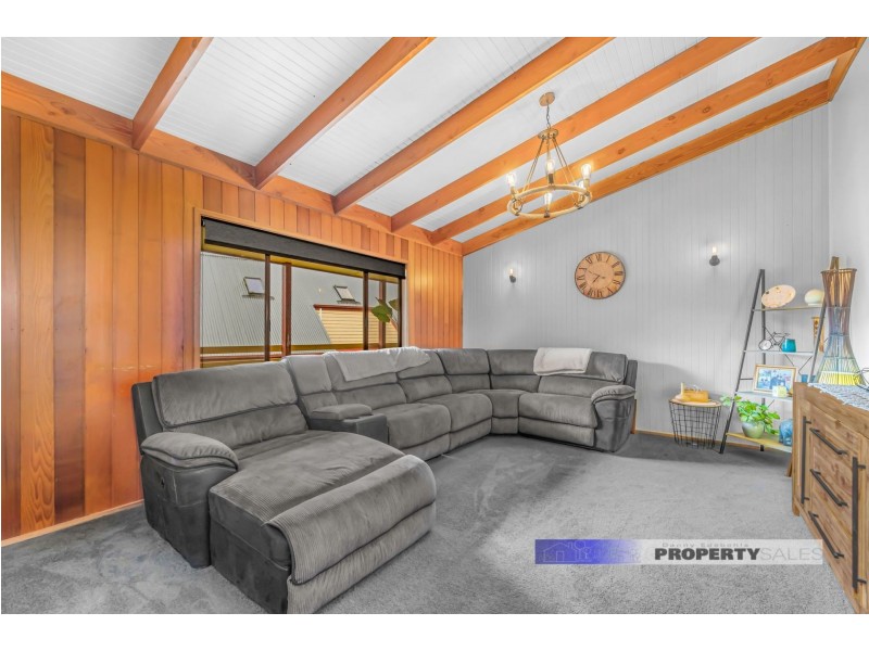 35 Pinnacle Drive, Rawson VIC 3825