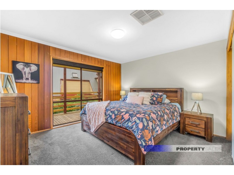 35 Pinnacle Drive, Rawson VIC 3825