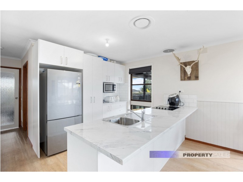 100 Torres Street, Newborough VIC 3825