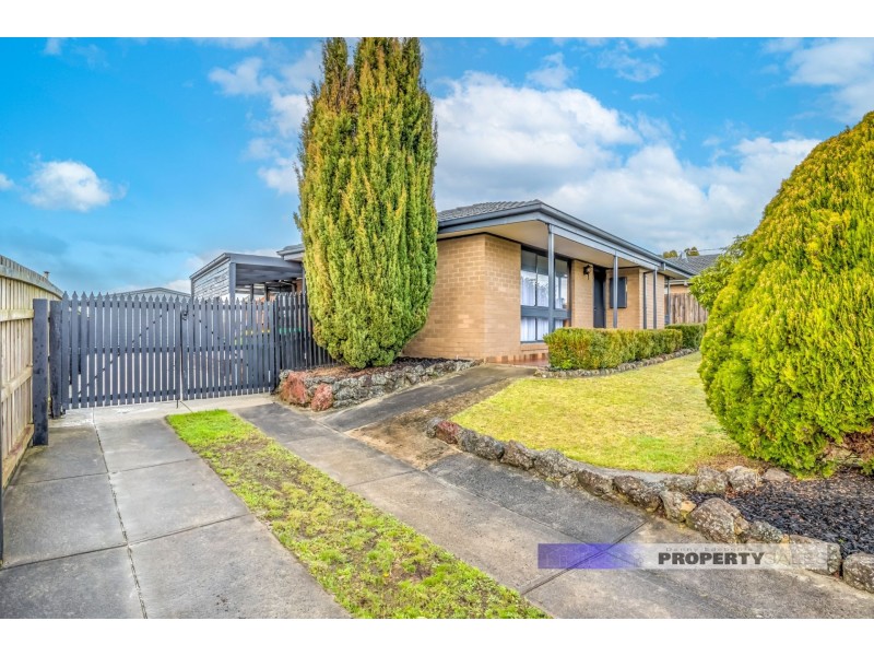 100 Torres Street, Newborough VIC 3825
