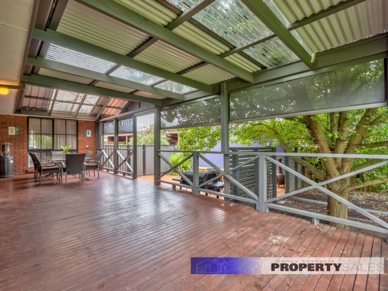 5 Phelps Court, Newborough VIC 3825