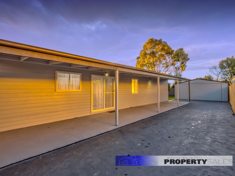 18 Ellinbank Street, Newborough VIC 3825