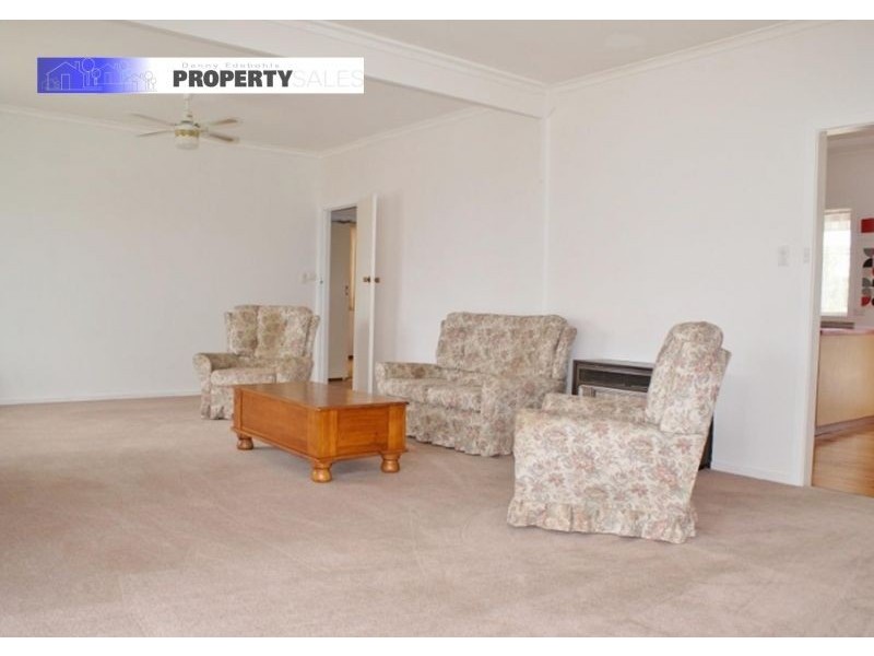 24 Hunter Street, Moe VIC 3825