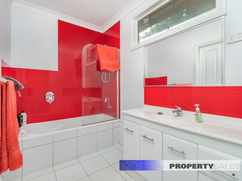 6 Rossmore Avenue, Yallourn North VIC 3825