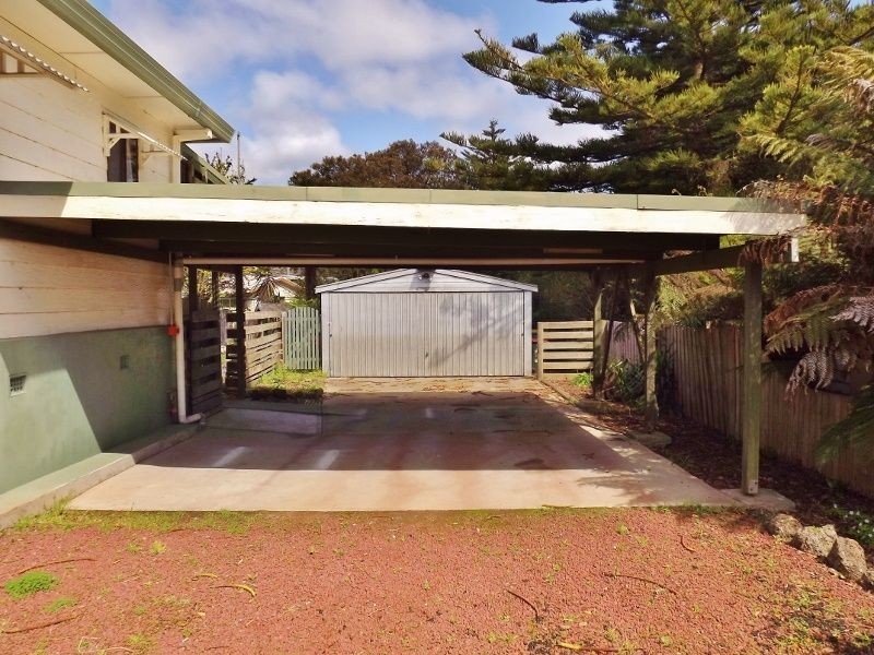 33 Leith Street, Newborough VIC 3825