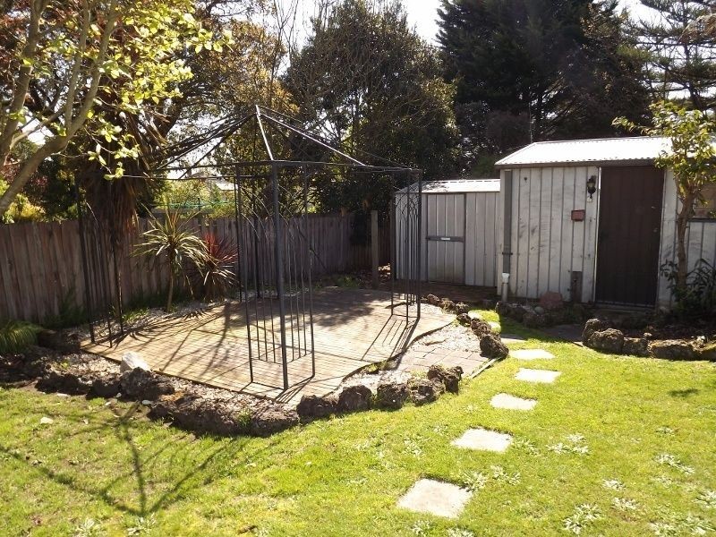 33 Leith Street, Newborough VIC 3825