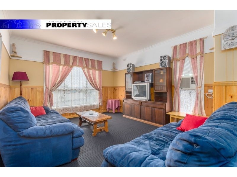 9 Margaret Street, Moe VIC 3825