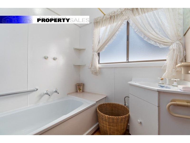 9 Margaret Street, Moe VIC 3825