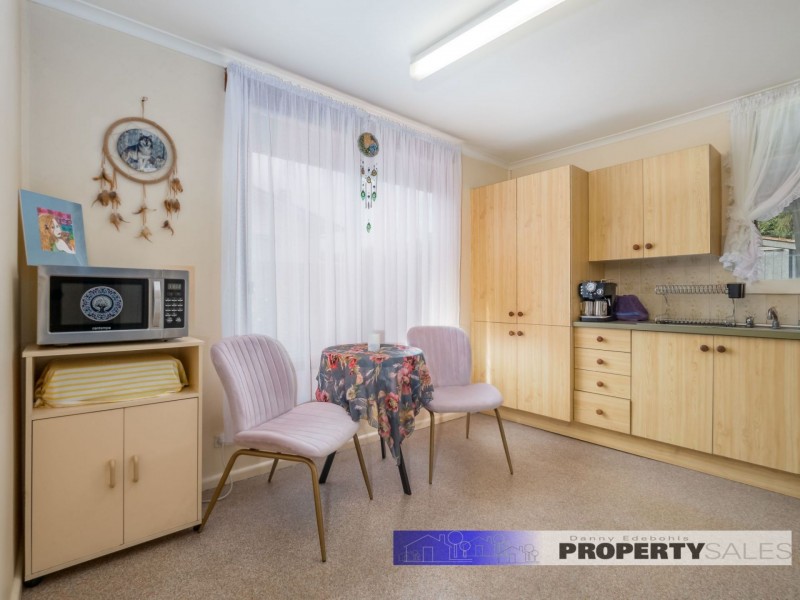 17 Mirboo Street, Newborough VIC 3825