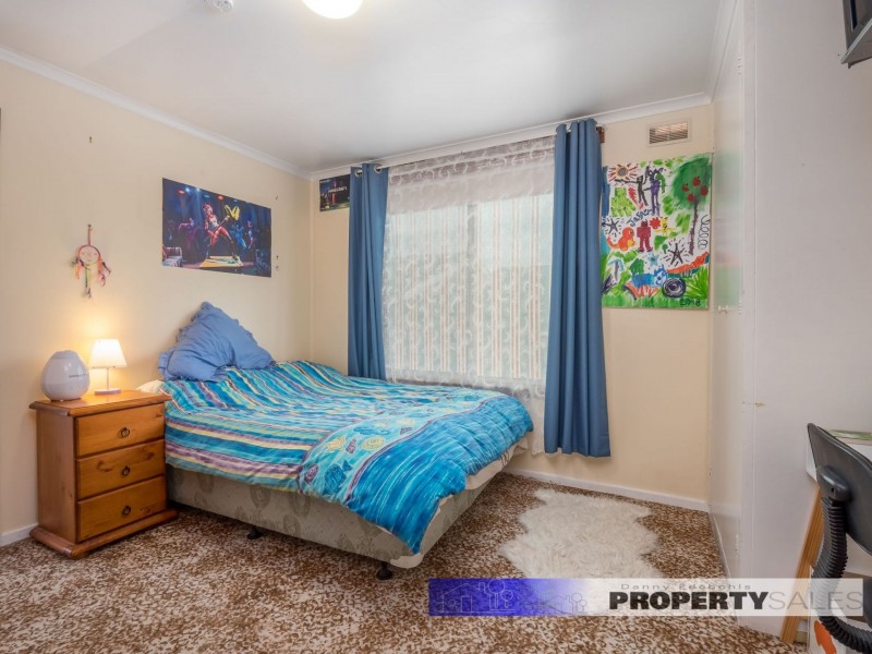 17 Mirboo Street, Newborough VIC 3825