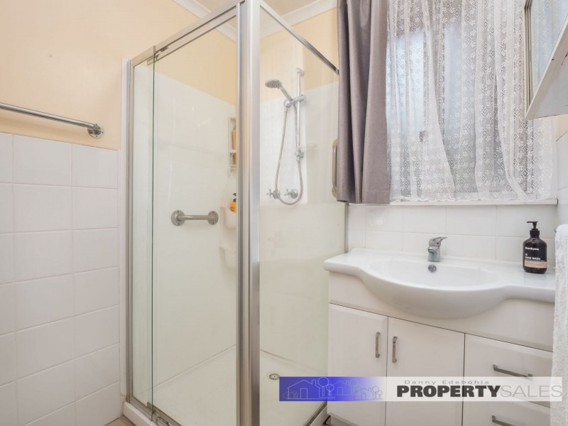 17 Mirboo Street, Newborough VIC 3825