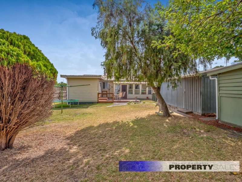 17 Mirboo Street, Newborough VIC 3825