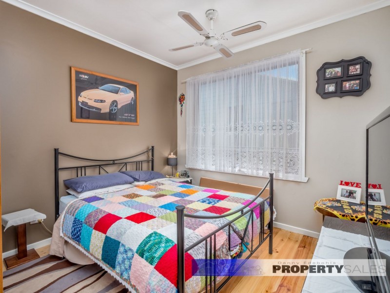 28 Alexander Avenue, Moe VIC 3825