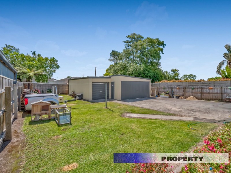 28 Alexander Avenue, Moe VIC 3825