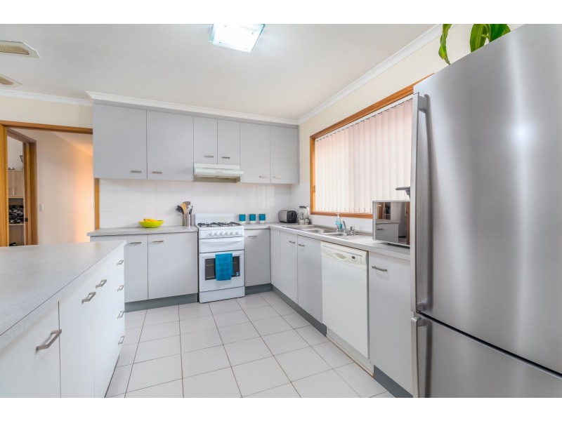 34 Tresswell Avenue, Newborough VIC 3825