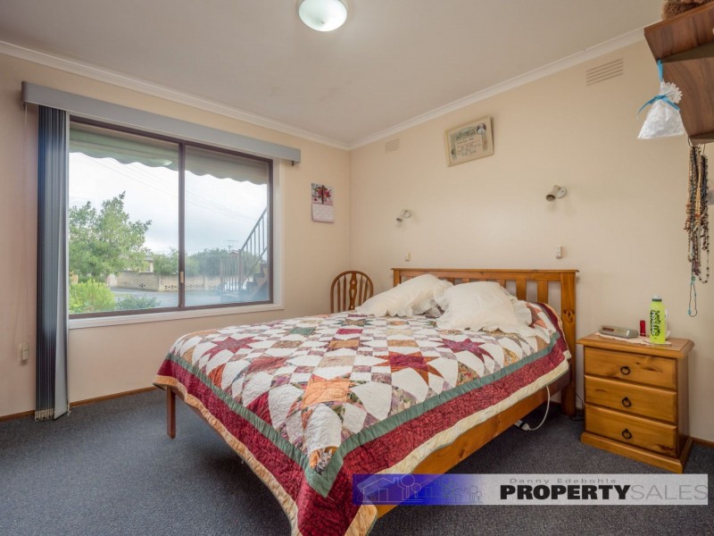 4 Avro Court, Moe VIC 3825