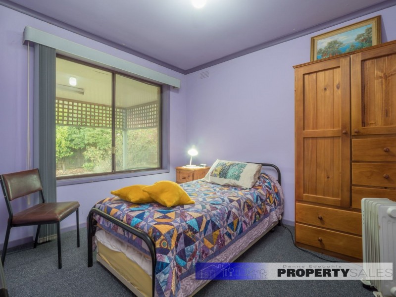 4 Avro Court, Moe VIC 3825