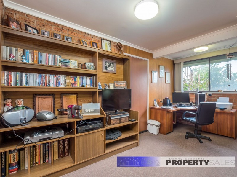 4 Avro Court, Moe VIC 3825