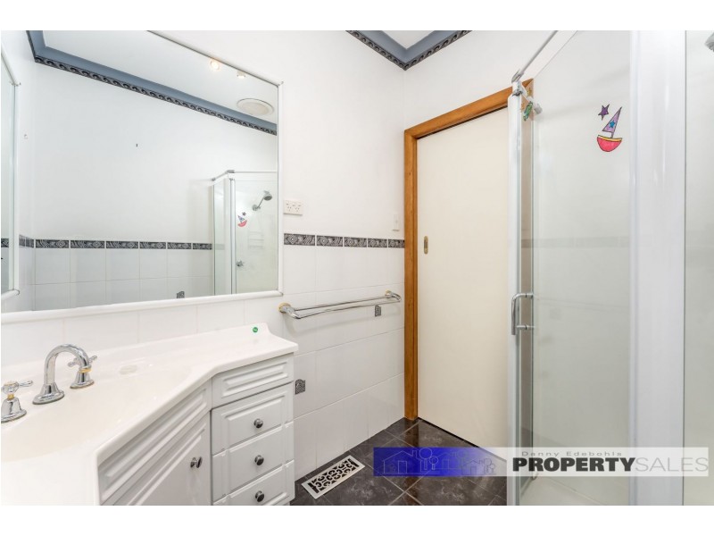 6 South Street, Moe VIC 3825