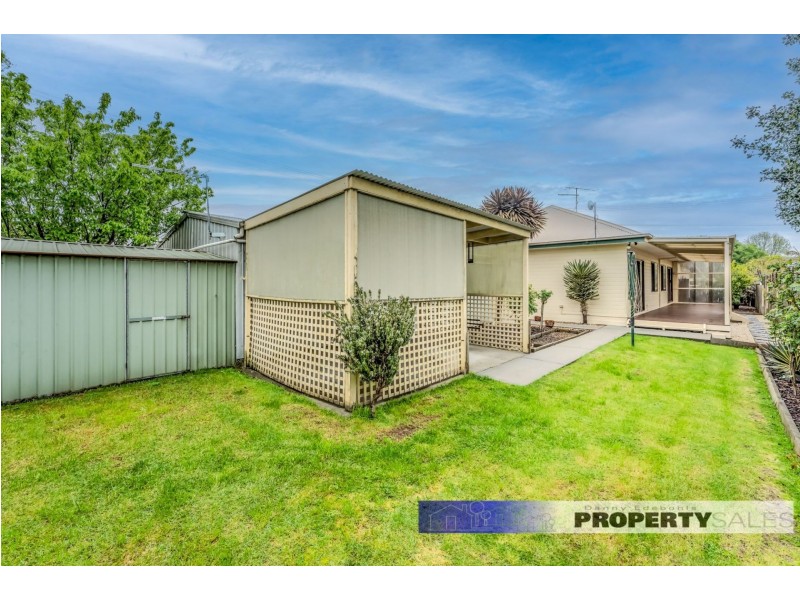 6 South Street, Moe VIC 3825