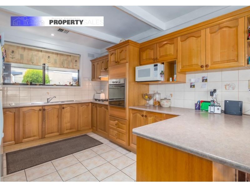 11 Southwell Avenue, Newborough VIC 3825