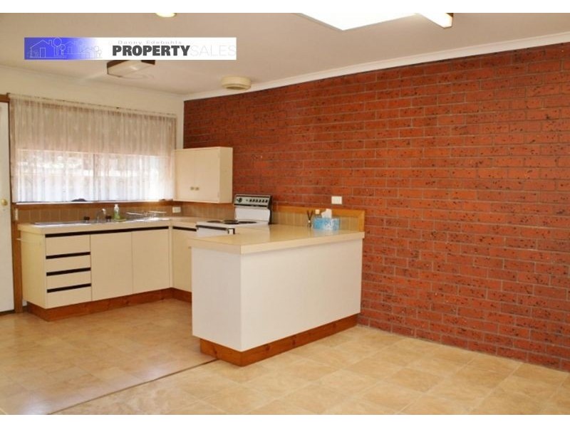 1/10 Paull Court, Moe VIC 3825