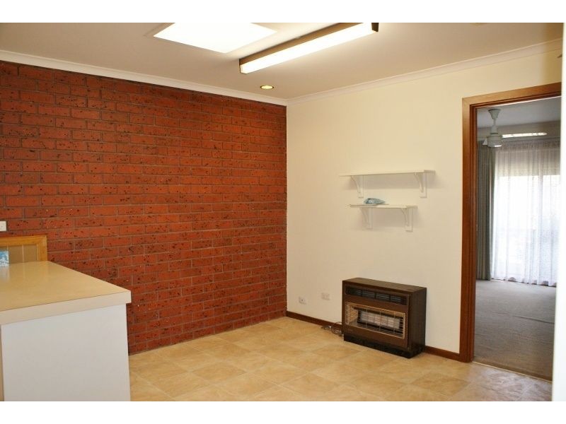 1/10 Paull Court, Moe VIC 3825