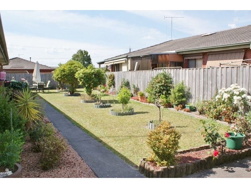 1/10 Paull Court, Moe VIC 3825