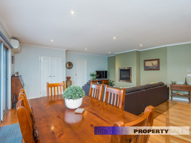 8 Rita Court, Newborough VIC 3825