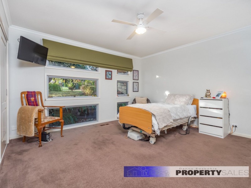 8 Rita Court, Newborough VIC 3825