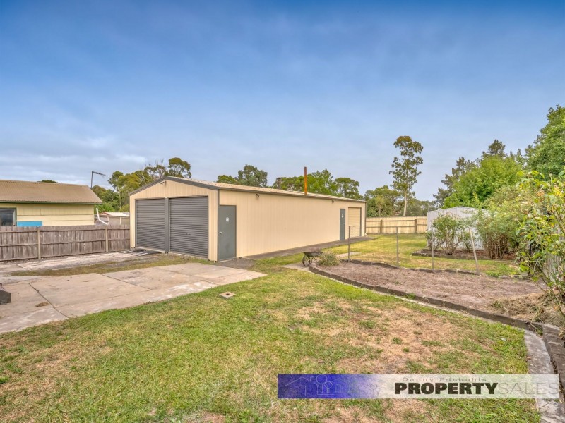 77 Chamberlain Road, Newborough VIC 3825