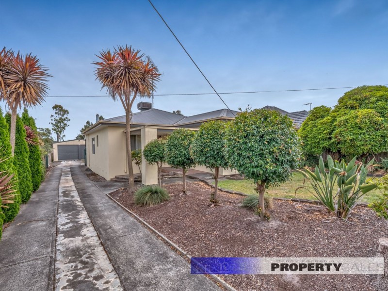77 Chamberlain Road, Newborough VIC 3825