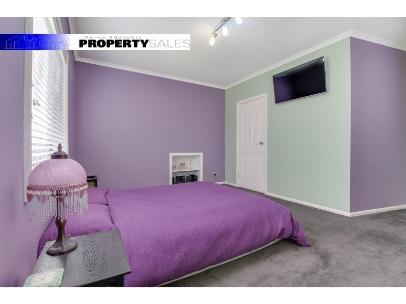 33 Shanahan Parade, Newborough VIC 3825