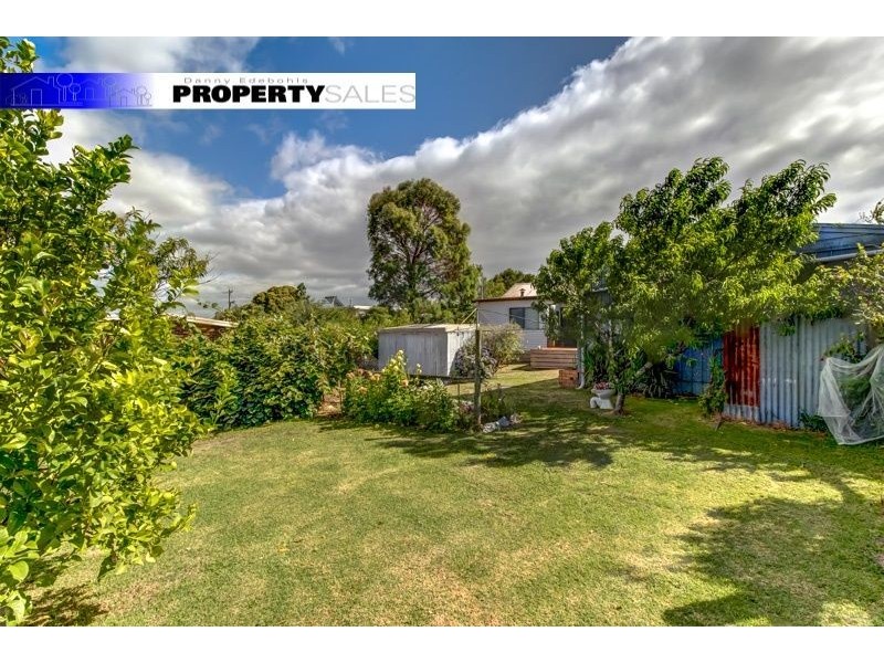 33 Shanahan Parade, Newborough VIC 3825