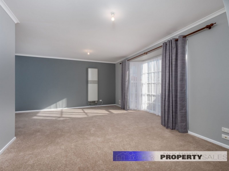 16 Crowe Court, Newborough VIC 3825