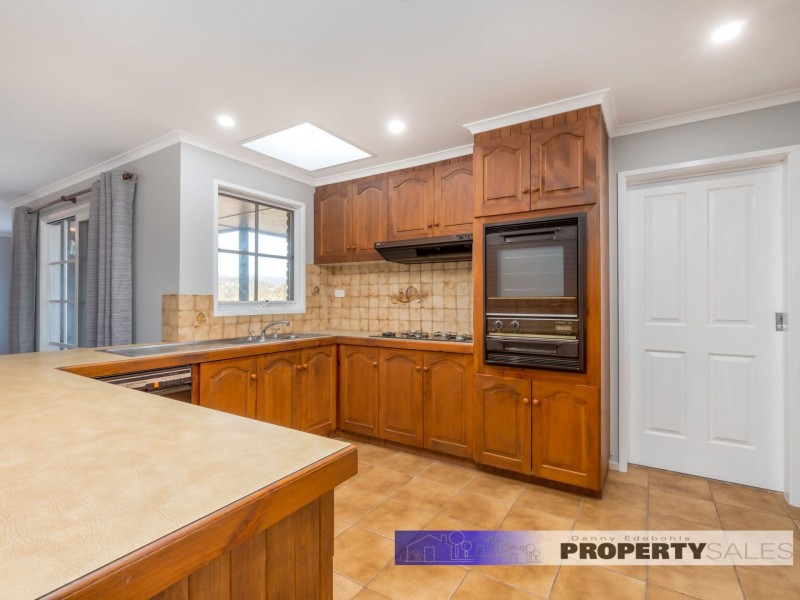 16 Crowe Court, Newborough VIC 3825